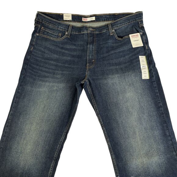 Levi Strauss Signature Men's and Big and Tall Straight Fit Jeans, Size 42x30 - Picture 4 of 9